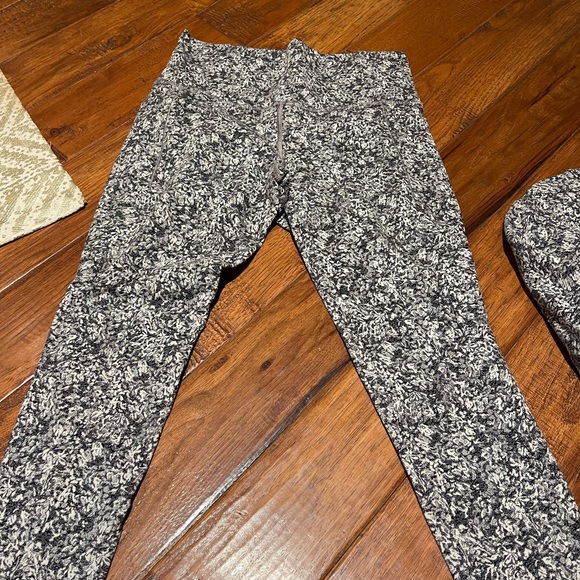 Athleta 3 piece bundle! - Picture 4 of 7